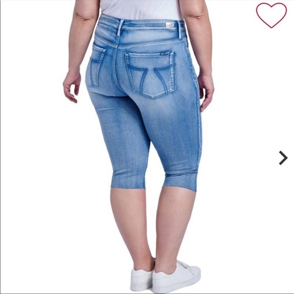 Seven7 Jeans High Rise Breezy Crop Plus Size 14 - Picture 8 of 11